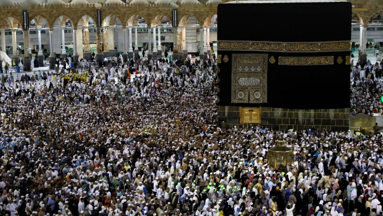 Nga frika e zgjerimit të coronavirusit, autoritet saudite ndalojnë përkohësisht vizitat në Mekë dhe Medinë