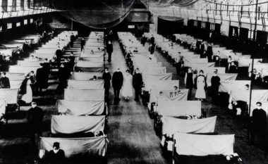 ‘Gripi Spanjoll’, pandemia më vdekjeprurëse në botë që mbyti mbi 50 milionë njerëz – me kufoma të shtrirë në rrugë për muaj të tërë
