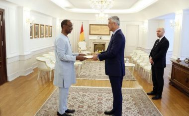 Presidenti Thaçi pranoi kredencialet e ambasadorit jorezident të Guineas për Kosovën