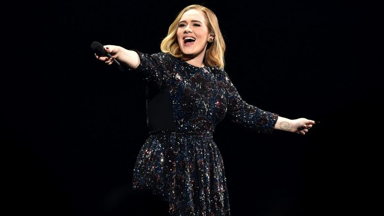 Adele planifikon të lansojë albumin e ri në shtator