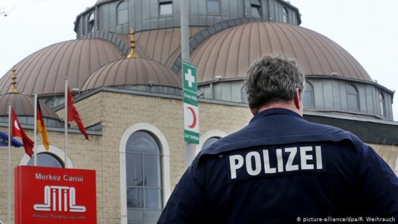 Pas sulmit në Hanau, Gjermania rrit mbrojtjen e myslimanëve