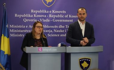Pezullohet reforma arsimore në dy shkolla në Kamenicë