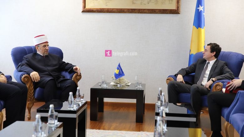Kurti priti në takim kryetarin e Bashkësisë Islame, Myftiun Naim Tërnava