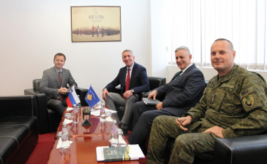 Quni pret në takim ambasadorin slloven, konfirmohet mbështetja e Sllovenisë për fushën e sigurisë