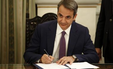 Kurti pranon telegram urimi nga kryeministri grek, Kyriakos Mitsotakis