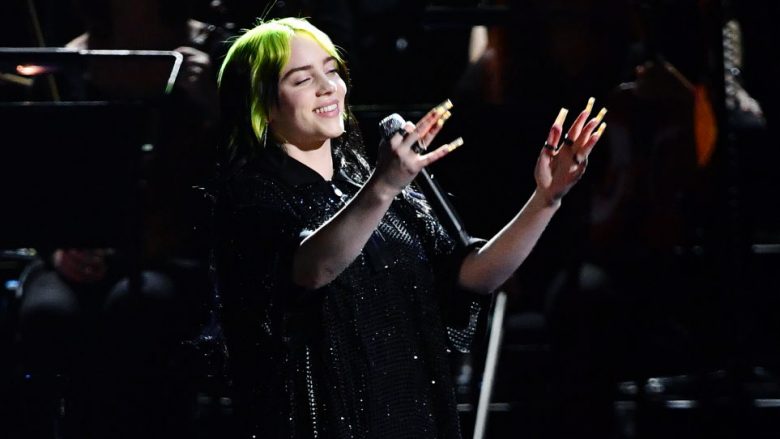 Billie Eilish vë rekord historik me temën për James Bondin