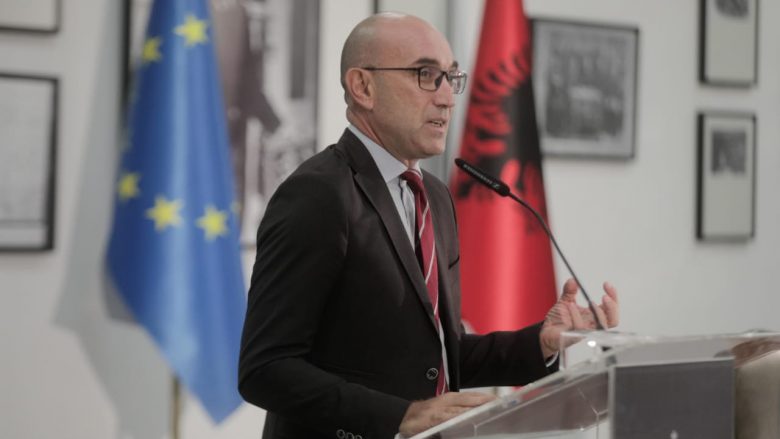 Dedja: Marrëdhëniet Kosovë-Shqipëri të shkëlqyera, edhe pse mund të kemi pikëpamje të ndryshme