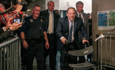 Harvey Weinstein dërgohet me urgjencë në spital pasi u shpall fajtor për abuzim seksual