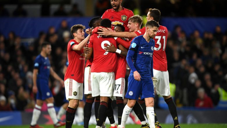 Manchester United fiton ndaj Chelseat, kthehet fuqishëm në garë për një vend në Ligën e Kampionëve