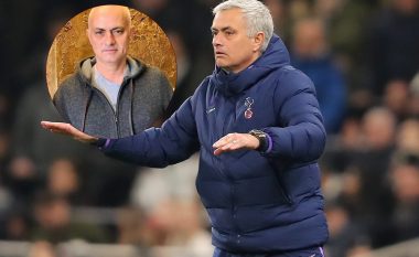 Mourinho shkurton flokët, bën ritualin që nënkupton “luftë” dhe që kishte sukses në të kaluarën