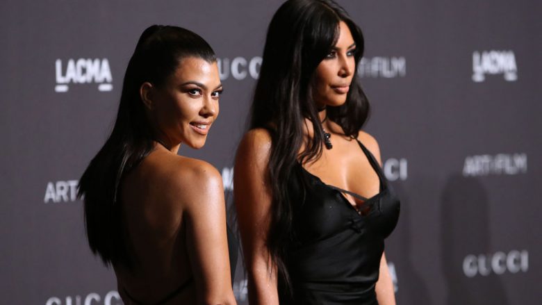 Probleme brenda klanit Kardashian/Jenner, Kourtney nuk dëshiron ta ndajë jetën private me publikun