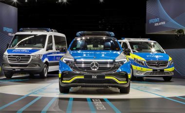 Mercedes krijoi për herë të parë një makinë që mbushet me rrymë, që do t’ju shërbejë forcave policore