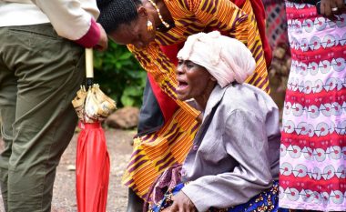 Së paku 20 besimtarë kanë vdekur në Tanzani, në një stampedo gjatë shërbesës kishtare