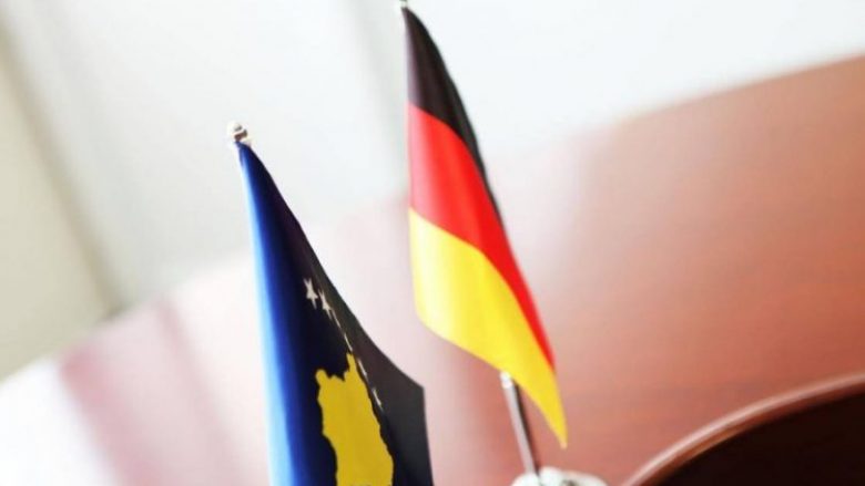 Gjermania e quan “hap konkret” vetëm dërgimin e draftstatutit të Asociacionit në Kushtetuese