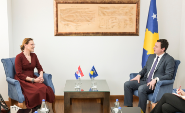 Kurti takohet me ambasadoren kroate: Me Kroacinë duhet të bashkëpunojmë në sferën ndërkombëtare e regjionale