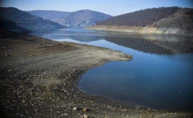 KRU ‘Prishtina’ njofton se është rritur niveli i ujit në liqenin e Batllavës