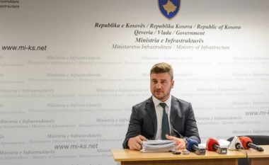 Sekretari i ministrisë për Infrastrukturë Betim Reqica, denoncon në polici për kanosje, biznesmenin Valon Ademi