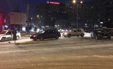 Bora mbulon Prishtinën, Shpend Ahmeti apelon për kujdes në rrugë