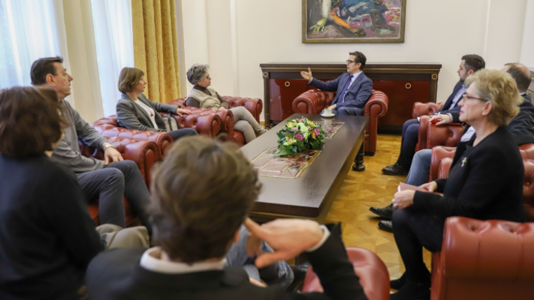 Pendarovski: Të ndërmerren hapa konkrete për problemet e akumuluara në arsimin e lartë