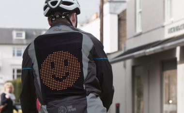 Ford dizajnon xhaketën me ekran LED për çiklista, mund të shfaq emoji dhe informata