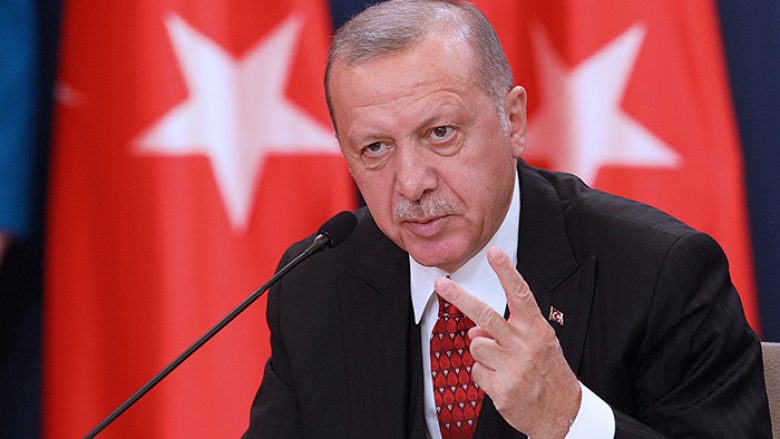 Erdogan kërcënon Sirinë: Do të paguani çmim të lartë për vrasjen e ushtarëve tanë