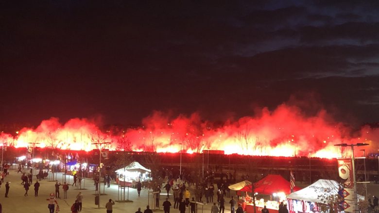 Flakë, tym e ngjyra – pritja spektakolare që i bënë tifozët skuadrës së Atletico Madridit