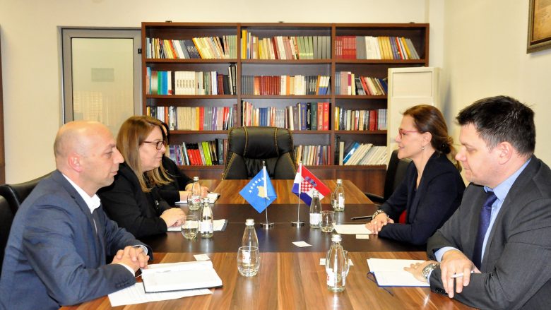 Bajrami: Thëllimi i bashkëpunimit mes Kosovës dhe Kroacisë, i domosdoshëm