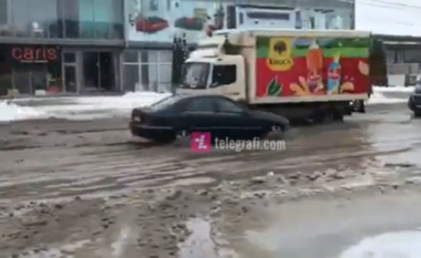 Magjistralja Ferizaj-Prishtinë vërshohet nga uji