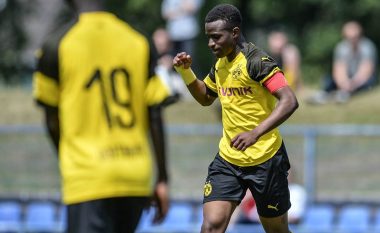 Gjermania e bind sensacionin Youssoufa Moukoko të luaj për Kombëtaren, 15-vjeçari do të grumbullohet me U19