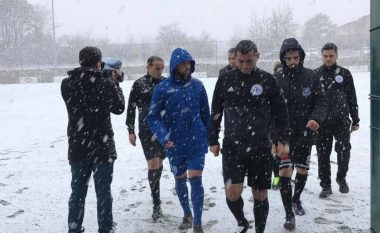 Bora e madhe pamundëson zhvillimin e ndeshjes Ferizaj – Llapi