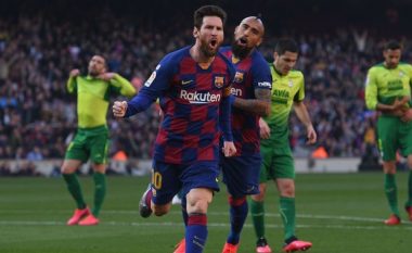 Messi kompleton het-trikun brenda 40 minutave ndaj Eibarit