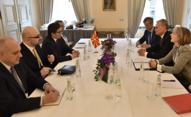Pendarovski në takime me presidentët e Lituanisë dhe Moldavisë, diskuton për bashkëpunimin dhe eurointegrimet