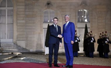 Macron uron Thaçin për 12 vjetorin e pavarësisë, ia përmend edhe heqjen e taksës