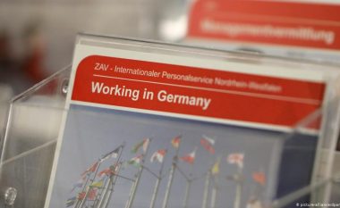 Gjermania hap qendrën për njohjen e diplomave për punëtorët e huaj