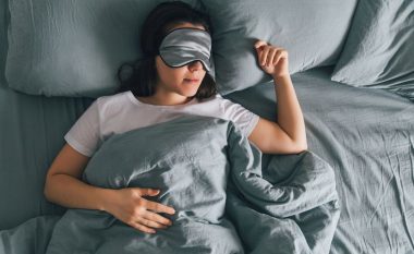 A po ndikon coronavirusi në gjumin dhe ëndrrat tona?