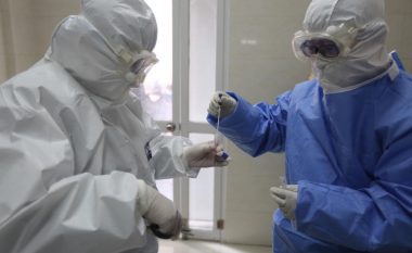 Pasojat e coronavirusit, në SHBA infektohen 90 persona – humbin jetën gjashtë të tjerë