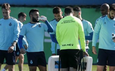 Espanyoli konfirmon se gjashtë lojtarë të tyre janë të prekur me coronavirus