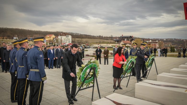 Osmani: Sakrifica e Jasharajve ndërkombëtarizoi çështjen e Kosovës dhe vuri themelet e shtetit