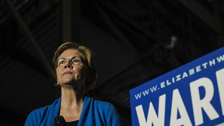 Elizabeth Warren tërhiqet nga gara presidenciale pasi nuk fitoi asnjë shtet