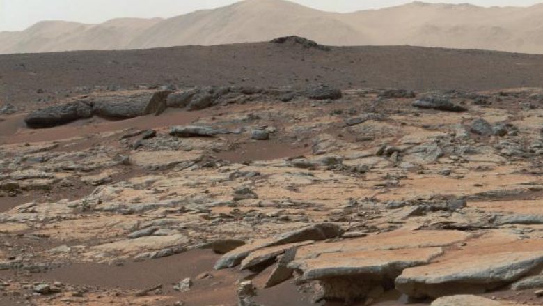 Studiuesit gjejnë prova të jetës së hershme në Mars