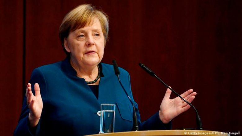 Merkel bën edhe testin e tretë për coronavirus