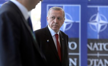 Erdogan kërkon ndihmën e NATO-s për luftën në Siri