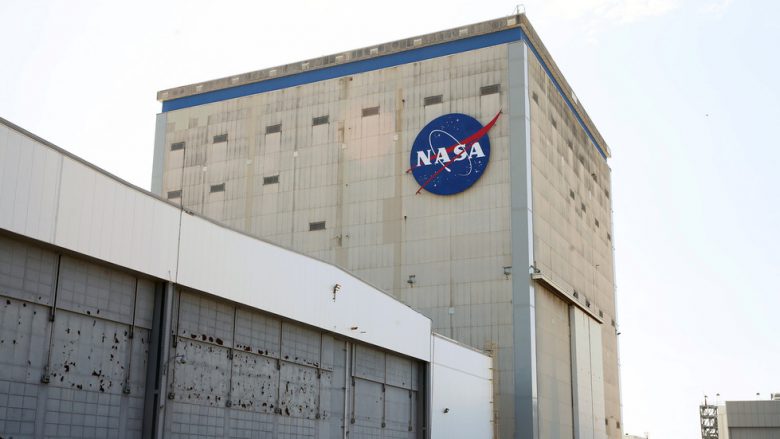 Inxhinieri i NASA-s infektohet me coronavirus – agjencia mbyll dy qendrat e prodhimit të raketave