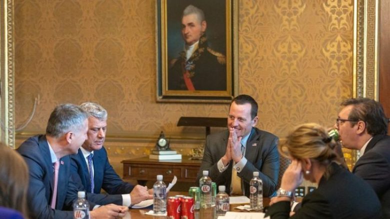 Grenell publikon fotot e takimit të fundit Thaçi-Vuçiq në Shtëpinë e Bardhë