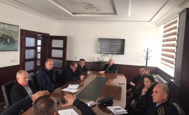 Komuna e Deçanit redukton numrin e punëtorëve – kërkon nga MSH mjete mbrojtëse për QKMF-në