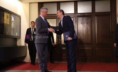 Përfundon takimi i presidentit Thaçi me Veselin