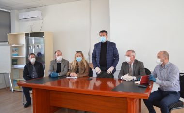Bahtiri falënderon personelin mjekësor të QKMF-së në Mitrovicë