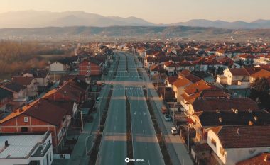 Pamje të Gjakovës nga droni, çdo gjë në heshtje