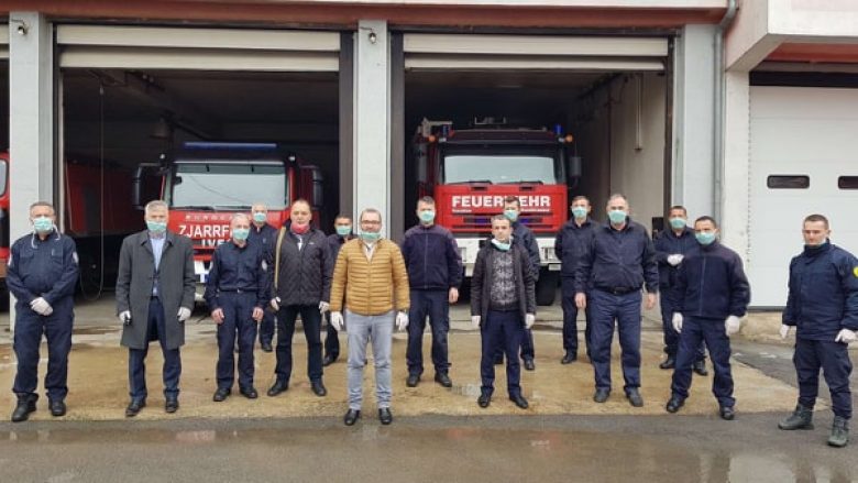 Ismajli: U jemi mirënjohës zjarrfikësve të Gjilanit për gatishmërinë dhe mbështejen e vazhdueshme kundër Covid-19