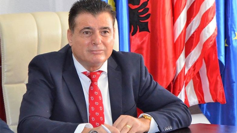 Bahtiri uron koalicionin PDK-LDK në Mitrovicë: Më bindët që të rikandidoj për kryetar, mezi pres t’ua tregoj vendin